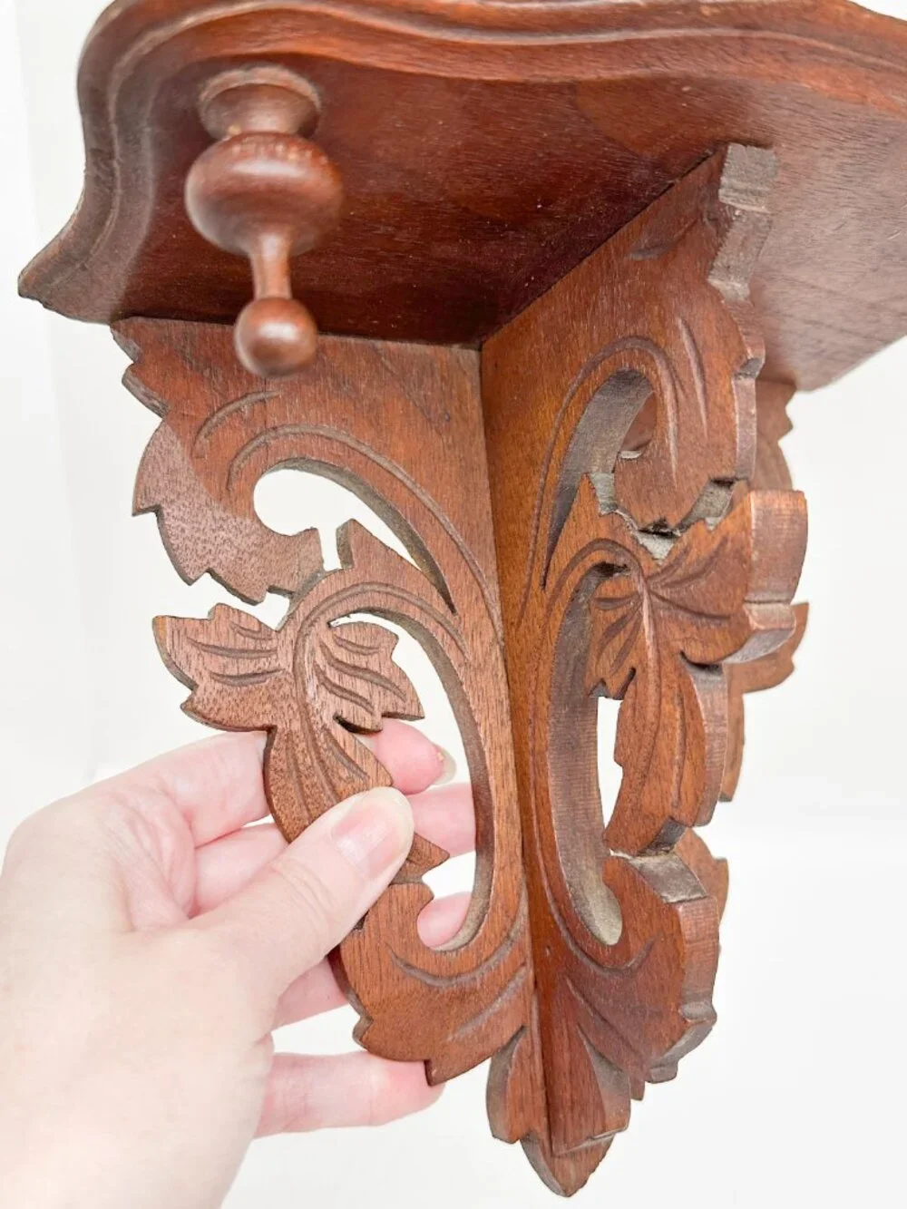 Vintage 70's MCM Wood Carved Wall Shelf Trinket Leaves Retro Cottagecore Nature